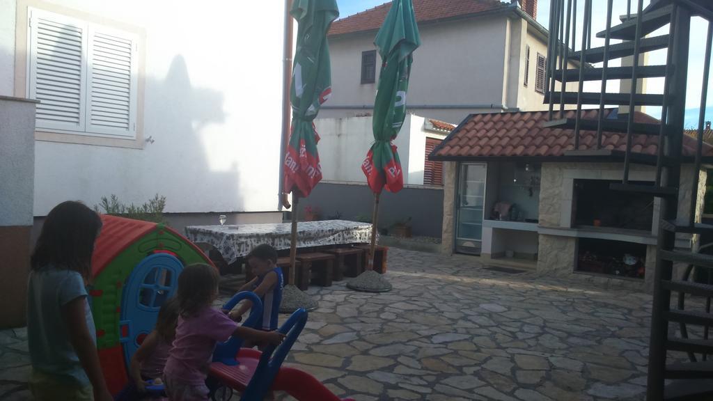 Apartments Lola Biograd Na Moru Zewnętrze zdjęcie