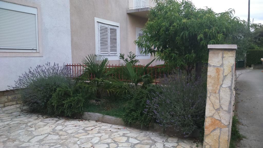 Apartments Lola Biograd Na Moru Zewnętrze zdjęcie