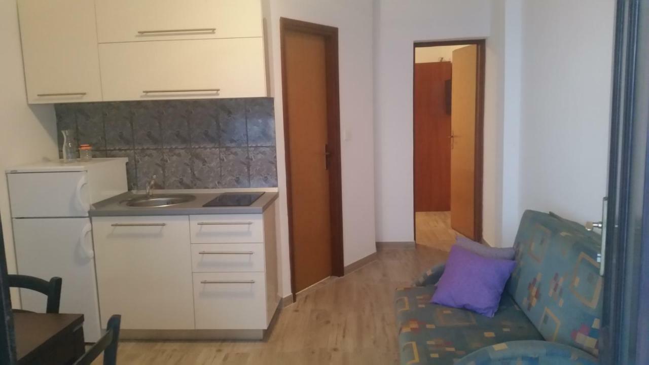 Apartments Lola Biograd Na Moru Zewnętrze zdjęcie